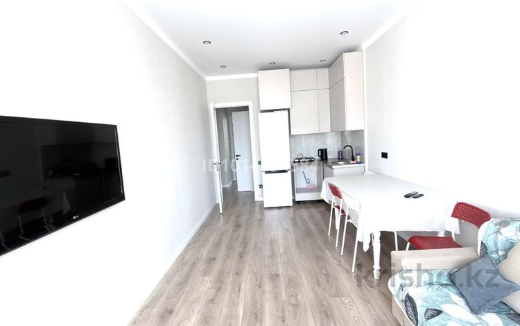 2-комнатная квартира · 42 м² · 8/9 этаж, Жубан Молдагалиев 1 за 27 млн ₸ в Астане, Нура р-н — фото 2