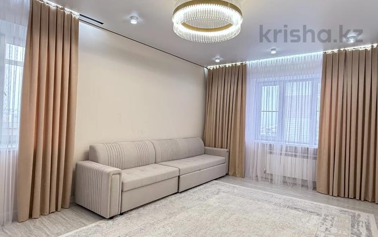 2-бөлмелі пәтер · 76.9 м² · 5/9 қабат, мкр. Алтын орда, Молдагуловой, бағасы: 35.7 млн ₸ в Актобе — фото 2