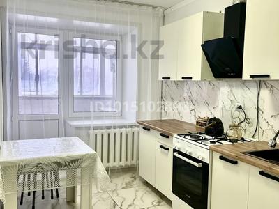 2-бөлмелі пәтер · 52 м² · 1/2 қабат, Достық 1 — Рядом школа Окжетпес и ДК, бағасы: 120 000 ₸ в Бурабае