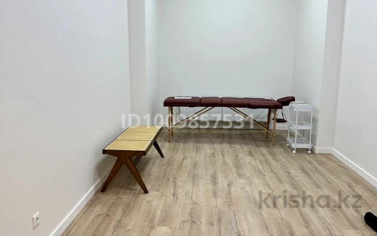 Кабинеты и рабочие места · 100 м² за 600 000 ₸ в Астане — фото 2