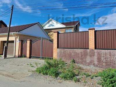 Отдельный дом · 6 комнат · 315 м² · 10.5 сот., Абая за 195 млн ₸ в 