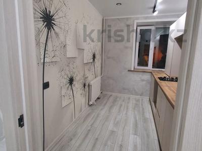 2-комнатная квартира · 50 м² · 3/5 этаж, Карима Сутюшева 18 — Центр,ресторан Ишим за 24 млн ₸ в Петропавловске