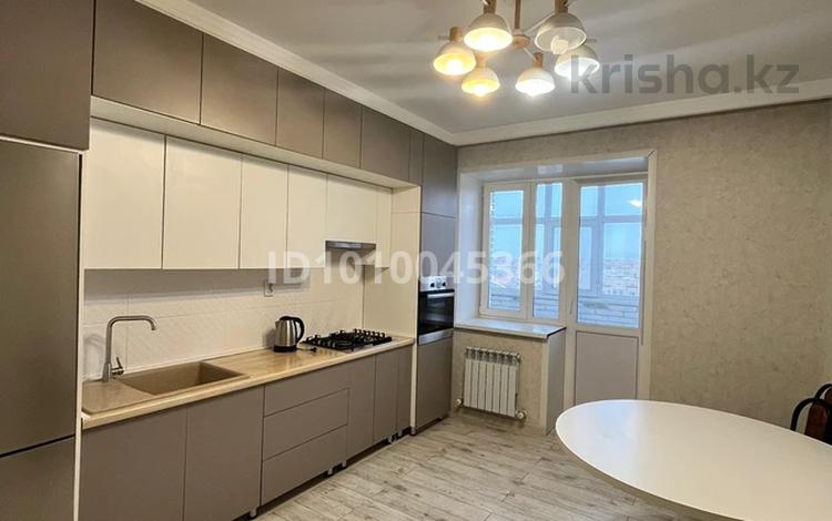 2-комнатная квартира · 65 м² · 8/9 этаж, мкр. Алтын орда, Ораза татеулы 5а — За СК Жекпе-жек за 30.8 млн ₸ в Актобе — фото 2