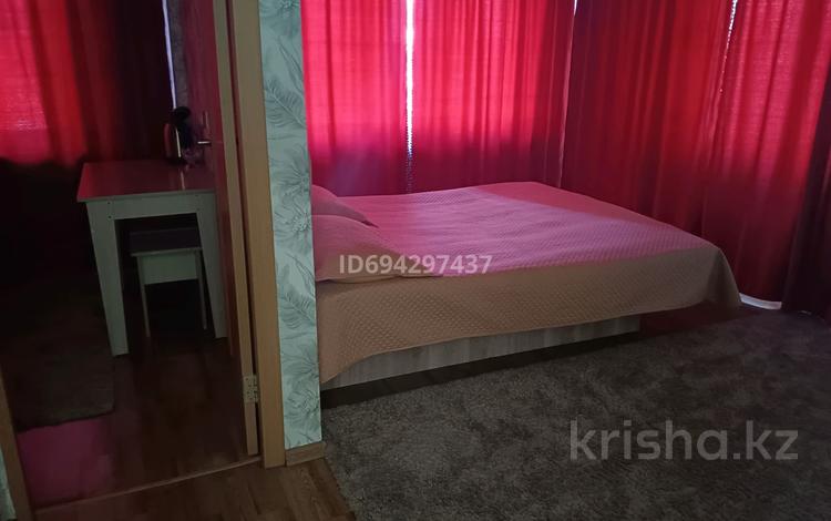 1-бөлмелі пәтер · 47 м² · 1/5 қабат, Кабанбай батыра 122 — Волны, бағасы: 1 000 ₸ в Усть-Каменогорске — фото 10