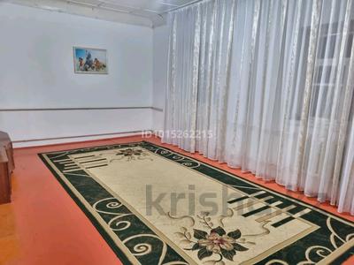 Жеке үй · 8 бөлме · 280 м² · 5 жүзд., Емешов 4 б — Абылайхан Емешов қиылысы, бағасы: 80 000 ₸ в Жетысае