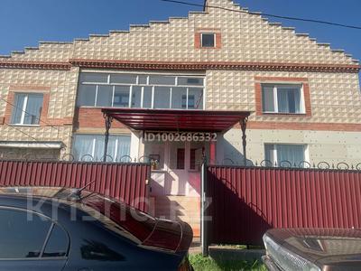 Отдельный дом · 7 комнат · 360 м² · 3 сот., Джалиля 12 за 46.5 млн 〒 в Кокшетау