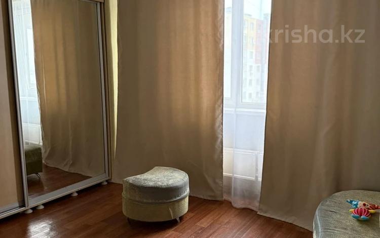 2-комнатная квартира · 60 м² · 6/9 этаж, мкр Аксай-3Б 32 за 230 000 〒 в Алматы, Ауэзовский р-н — фото 2