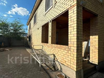 Отдельный дом · 6 комнат · 340 м² · 4.8 сот., 5 апреля 173 за 50 млн ₸ в Костанае