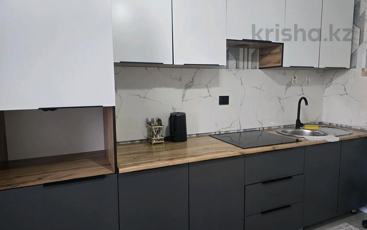 1-комнатная квартира · 45 м² · 5/12 этаж, мкр Кайтпас 1, Байдибек би 116 за 180 000 ₸ в Шымкенте, Каратауский р-н — фото 2