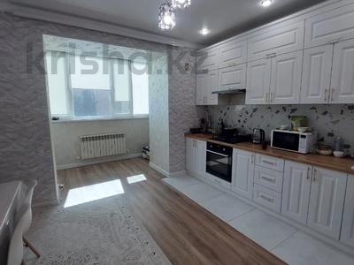 2-бөлмелі пәтер · 95 м² · 2/5 қабат, Жаңа қала, Тауелсиздик, бағасы: 36.5 млн ₸ в Актобе, Новый город