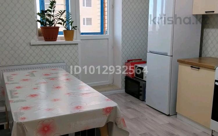 1-комнатная квартира · 46 м² · 12/15 этаж, Тулебаева 1 за 19.9 млн ₸ в Астане, Алматы р-н — фото 2