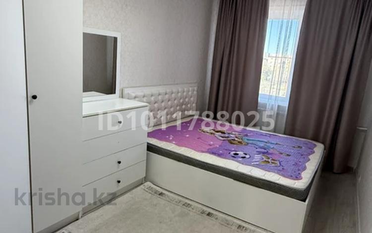 3-комнатная квартира · 64 м² · 5/5 этаж, мкр Юго-Восток, Язева 3 за 22 млн ₸ в Караганде, Казыбек би р-н — фото 2