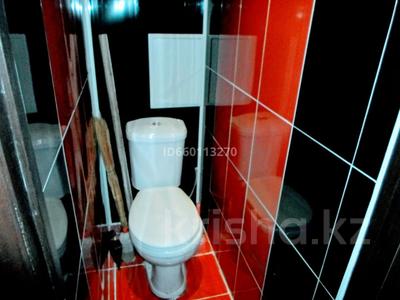 2-комнатная квартира · 50 м² · 1/5 этаж, Ескалиева 186 — Назарбаева за 15 000 ₸ в Уральске