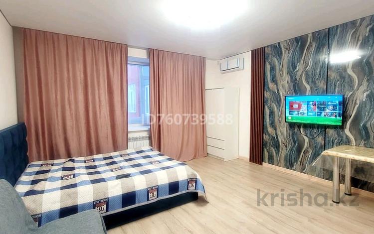 1-комнатная квартира · 35 м² · 12/12 этаж, Нажмиденова 15 за 12 000 ₸ в Астане, Алматы р-н — фото 2