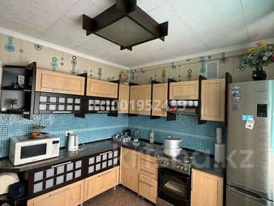 3-бөлмелі пәтер · 69.5 м² · 5/6 қабат, Пр. Сатпаева 13/4, бағасы: 28 млн ₸ в Усть-Каменогорске