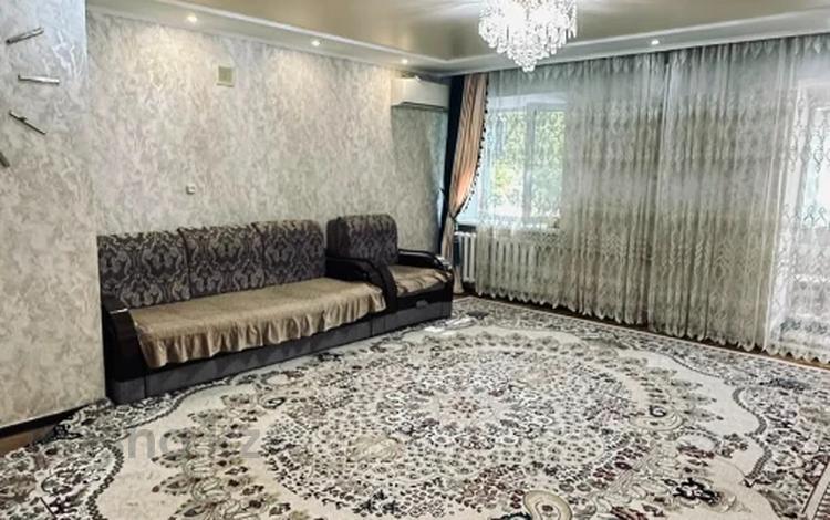 3-комнатная квартира · 75.3 м² · 1/3 этаж, мкр Мясокомбинат за 15 млн ₸ в Уральске — фото 2