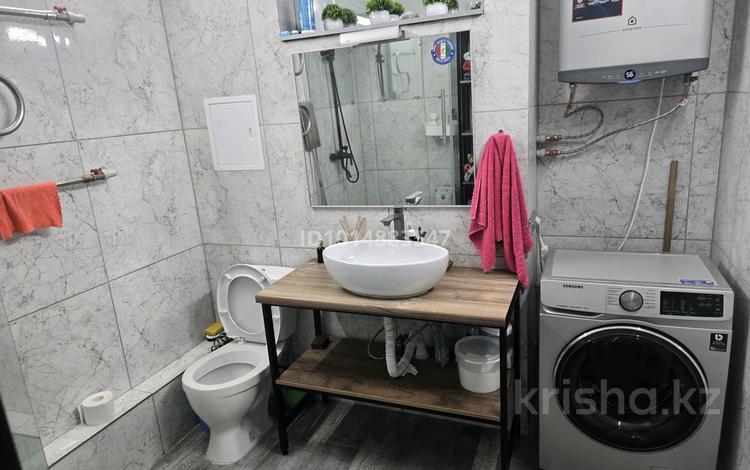 3-бөлмелі пәтер · 85 м² · 5/5 қабат, 14-ш/а. 8 — 14 8, бағасы: 250 000 ₸ в Актау, 14-й мкр — фото 3