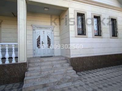 Жеке үй · 6 бөлме · 170 м² · 8 жүзд., Кіші Самал ш/а, М-н Северо-Запад ул.Талас 1841, бағасы: 80 млн ₸ в Шымкенте, Туран р-н