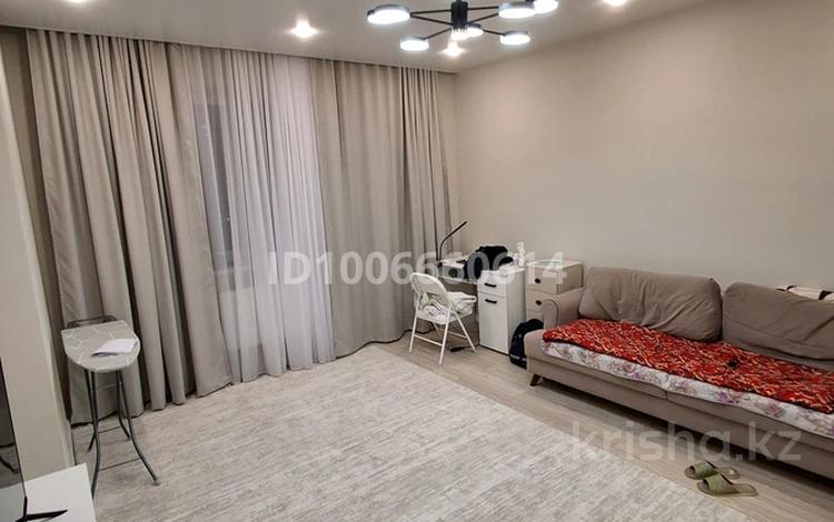 2-комнатная квартира · 62 м² · 9/10 этаж, мкр Юго-Восток, Шахтёров 70 за 31.8 млн ₸ в Караганде, Казыбек би р-н — фото 11
