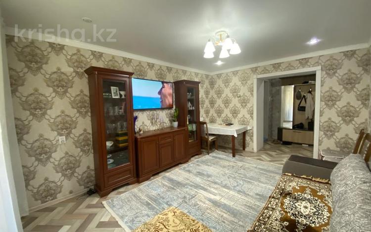 3-комнатная квартира · 58.6 м² · 4/5 этаж, победа за 26.5 млн ₸ в Семее — фото 2