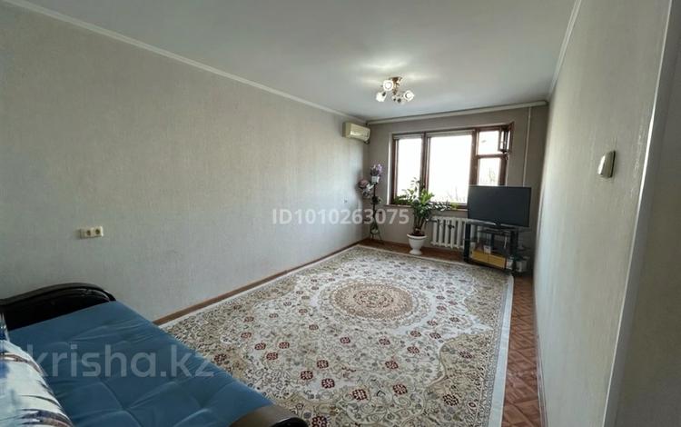 2-комнатная квартира · 54 м² · 4/5 этаж, мкр Жилгородок, проспект Бейбитшилик 5 — жилгородского рынка за 16 млн ₸ в Актобе — фото 2