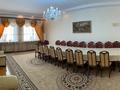 Жеке үй · 8 бөлме · 485 м² · 6 жүзд., Сейфулина 35б — В центре Атырау, рядом с американской дерев, бағасы: 165 млн ₸ — фото 3