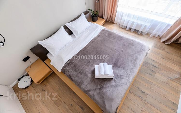 3-комнатная квартира · 80 м² · 9 этаж, Аль-Фараби 41 за 55 000 〒 в Алматы, Бостандыкский р-н — фото 2