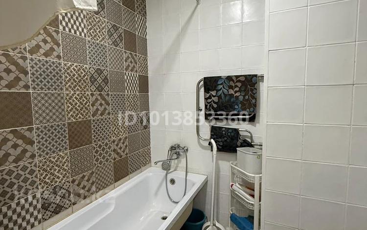 1-бөлмелі пәтер · 40 м² · 11/11 қабат, 16-ш/а. 44 — трц “АКТАУ”, бағасы: 13.5 млн ₸ в Актау, 16-й мкр  — фото 11