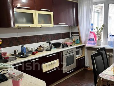 3-комнатная квартира, 64 м², 9/9 этаж помесячно, Сутюшева за 200 000 〒 в Петропавловске