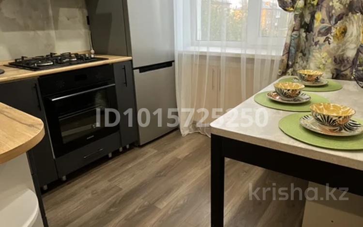 1-бөлмелі пәтер · 32 м² · 3/4 қабат, Крижижановского 18 — ДК, бағасы: 9.8 млн ₸ в  — фото 2