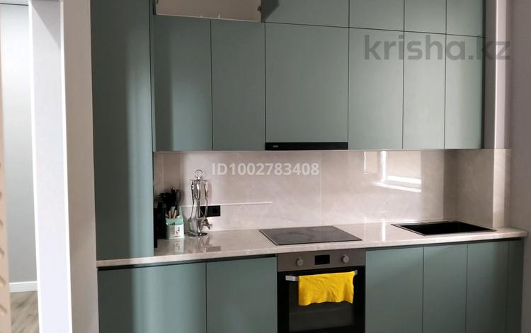 2-комнатная квартира · 54 м² · 13/15 этаж, 17-й мкр 87/4 — Жана мектептин жанында за 200 000 ₸ в Актау — фото 2