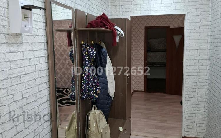 3-комнатная квартира · 60 м² · 3/3 этаж, Тауелсиздик 169 — Жд вокзал, центр за 180 000 ₸ в Костанае — фото 2