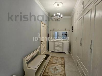 5-бөлмелі пәтер · 150 м² · 2/4 қабат, Ботаническая 12/1, бағасы: 90 млн ₸ в Караганде, Казыбек би р-н