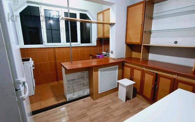 2-бөлмелі пәтер, 60 м², 5/5 қабат ай сайын, мкр Айнабулак-4, бағасы: 230 000 〒 в Алматы, Жетысуский р-н — фото 2