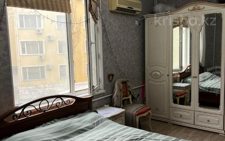 3-бөлмелі пәтер · 91.5 м² · 2/5 қабат, 15-ш/а. 66, бағасы: 38 млн ₸ в Актау, 15-й мкр — фото 7