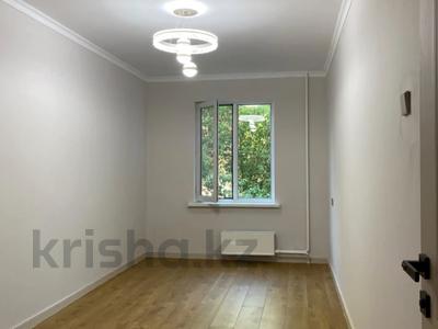3-комнатная квартира · 60 м² · 3/5 этаж, мкр Тастак-1 за 38.5 млн ₸ в Алматы, Ауэзовский р-н
