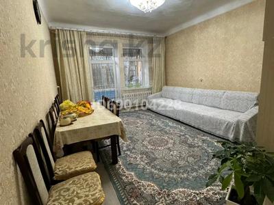 4-комнатная квартира · 99 м² · 3/3 этаж, Старый город, Алтынсарина — Алтынсарина Шернияза за 16 млн ₸ в Актобе