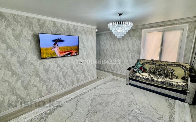 3-бөлмелі пәтер · 60.7 м² · 1/9 қабат, мкр Центральный, Момышулы 19 — Рядом с остановкой Драмтеатр., бағасы: 27 млн ₸ в Атырау — фото 2