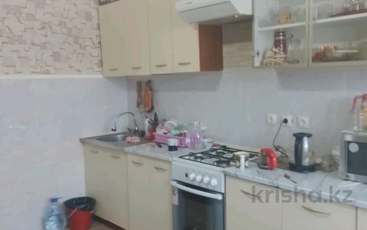 2-бөлмелі пәтер · 75 м² · 3/5 қабат · ай сайын, Кизатова 3н, бағасы: 150 000 〒 в Петропавловске — фото 2