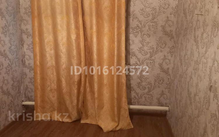 2-бөлмелі пәтер · 60 м² · 1/1 қабат, Зачаганск пгт ш/а. 3 — Нарын мен Шұғыла, бағасы: 60 000 ₸ в Уральске, мкр. Зачаганск пгт — фото 4