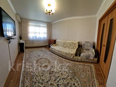 2-комнатная квартира · 50 м² · 5/6 этаж, Алдиярова 6 за 16.5 млн 〒 в Актобе