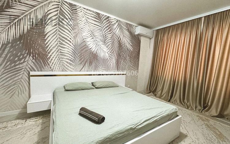 1-бөлмелі пәтер · 58 м² · 1/5 қабат, мкр. Алтын орда 4, бағасы: 10 000 ₸ в Актобе — фото 2