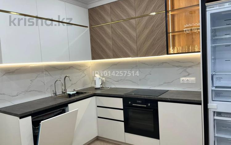 2-комнатная квартира · 84 м² · 22/24 этаж, Кабанбай батыра 38/1, 38/2, 38/3 за 650 000 ₸ в Астане, Есильский р-н — фото 2