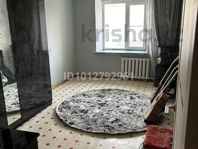 3-бөлмелі пәтер · 63 м² · 2/5 қабат, Сазда-2 , Абилкайыр хана 68 — Ювелирный магазин махараджи, бағасы: 200 000 ₸ в Актобе