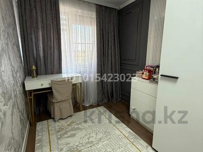 2-бөлмелі пәтер · 54 м² · 3 қабат, мкр Акжайык 1а, бағасы: 180 000 ₸ в Шымкенте, Абайский р-н