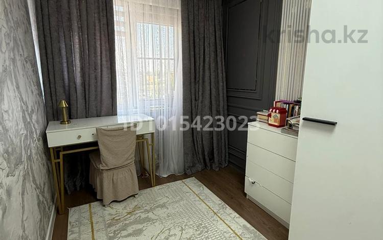 2-бөлмелі пәтер · 54 м² · 3 қабат, мкр Акжайык 1а, бағасы: 180 000 ₸ в Шымкенте, Абайский р-н — фото 2