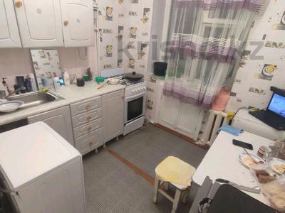 1-комнатная квартира · 33 м² · 5/5 этаж, Кизатова за 90 000 〒 в Петропавловске