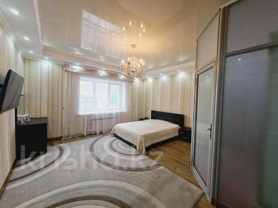 5-комнатная квартира · 197.7 м² · 6/6 этаж, Маяковского 116 за 55 млн 〒 в Костанае