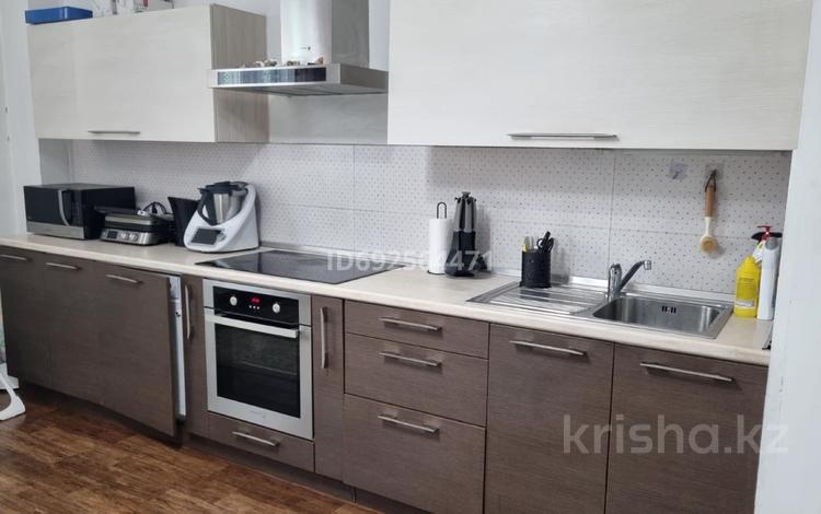 2-комнатная квартира · 72 м² · 7/14 этаж, Навои 62 за 62 млн ₸ в Алматы, Ауэзовский р-н — фото 2