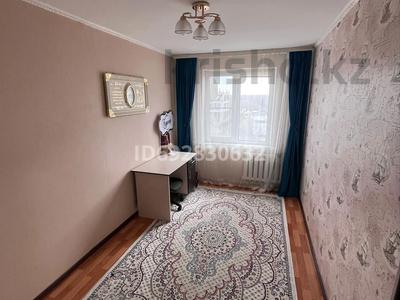 4-комнатная квартира, 64 м², 4/5 этаж, Акмурзина за 17 млн 〒 в Уральске